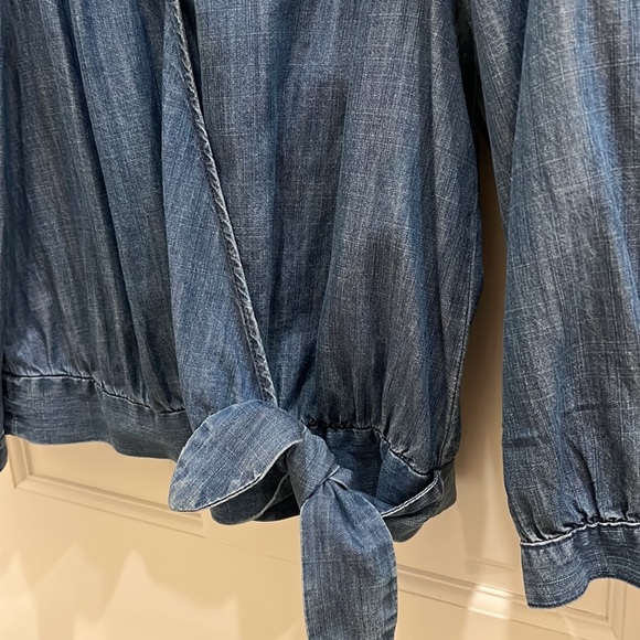 Madewell Denim Wrap Blouse - Size S - EUC - Picture 3 of 5